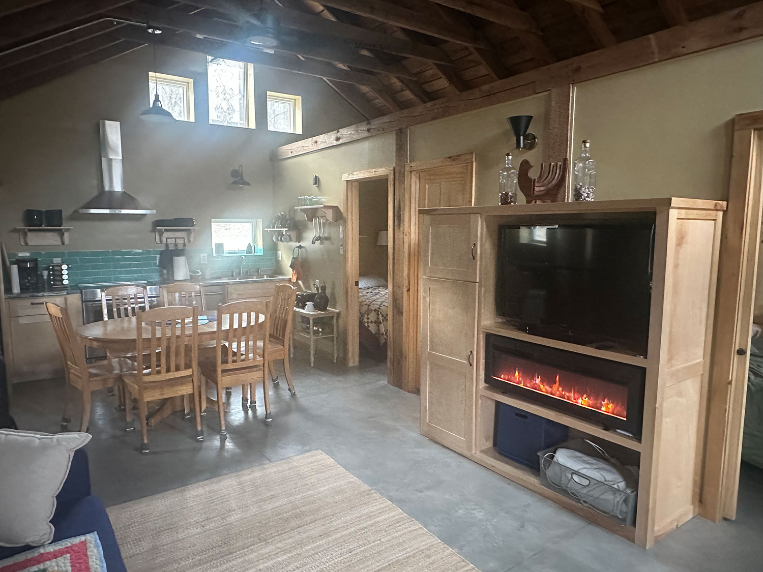 Living Room King sized sleeper sofa/with smart TV 